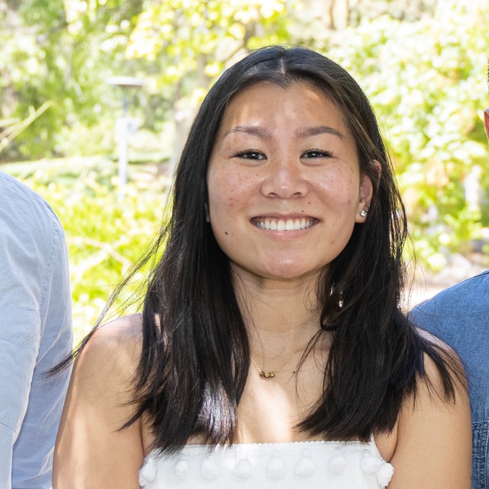 Meet your Posher, Pearl